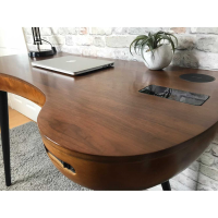 San Francisco Modern Walnut Executive Office Chair in Cream with Tilt Mechanism 90x56cm