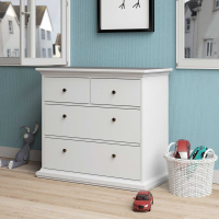 Traditional White Painted 4 Drawer Bedroom Chest With Round Metal Knobs 86.9x96.2cm