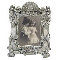 Silver Gilt Leaf Portrait Photo Frame