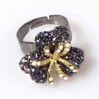 Tanzanite Triple Leaf Flower Ring Small