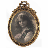 Gold Gilt Leaf Oval Photo Frame Swags And Ribbons