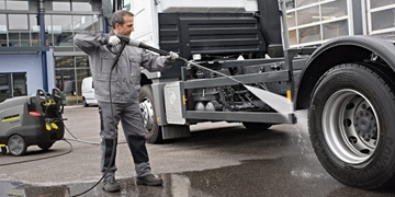 Suppliers of Traffic Film Removers