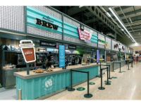 Black Retractable Barriers To Hire For Eating Establishments In Nottinghamshire