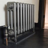 SMALL Victorian 3 Column - Cast Iron Radiator