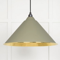 Hammered Brass Hockley Pendant in Tump