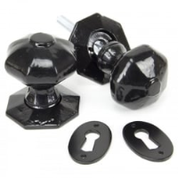 Traditional Blacksmith Octagonal Knob Set