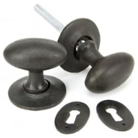 Blacksmith Beeswax Oval Knob Set