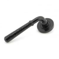 Traditional Blacksmith Hammered Newbury Lever Door Handle on Round Rose Set - Sprung