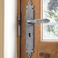 Blacksmith Pewter Patina Cromwell Lever Door Handle