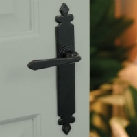 Traditional Blacksmith Cromwell Lever Door Handle