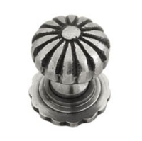 Wenlock Daisy Cabinet Knob