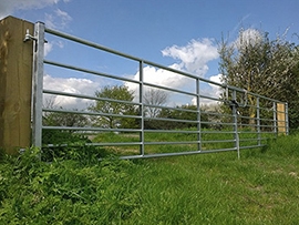Manufacturers of Wood Field Gates
