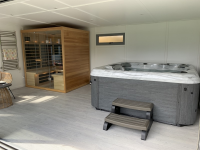Bespoke Garden Room with Sauna
