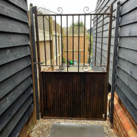 Builders of Metal Gates For Commercial Properties UK