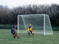 Suppliers Of Aluminium Freestanding Folding Goals. 12Ft X 6Ft (3.66M X 1.83M) With Net And Ground Anchors