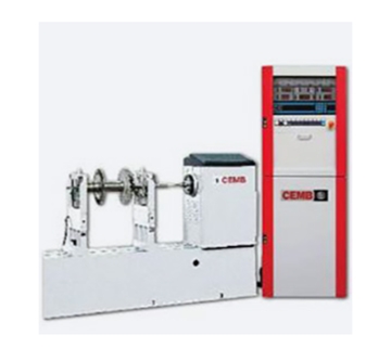 Balancing Machine With Cardan Shaft Drive And Variable Speed Motor
