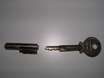 Glass Sliding Door Lock With Fitting Plug & 2 Keys