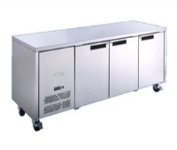 Williams MJC3 Three Door Counter Fridge In Paris