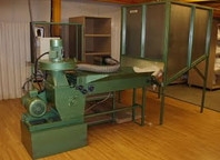 Feather Machine With Table To Sewing Machine