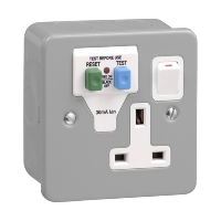 Schneider Exclusive 1 Gang Socket Outlet with RCD 30mA Passive Metalclad