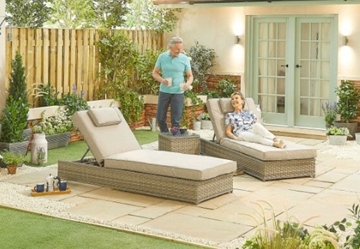 UK Suppliers Of Sun Loungers 