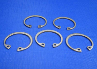 Circlips for Bores (Internal) 8mm up to 140mm Din472