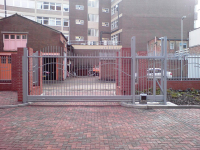 Commercial Gates