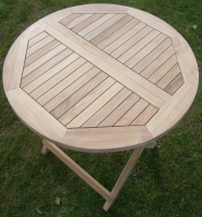 Classic Style Wooden Folding Picnic Table