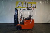 Electric 3 Wheel Forklift Rental Edinburgh