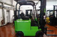 Electric 4 Wheel Forklift Rental