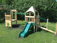 Installers of High Quality Huckleberry for Playground