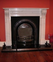 Dublin Corbel 54&#39; Shelf Cream &#47; White Marble Fireplace