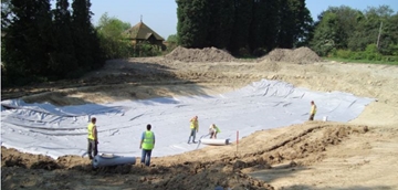 Underlay felt to protect liners