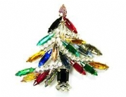 Vintage Rhinestone Christmas Tree Brooch