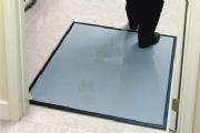 Adhesive mat