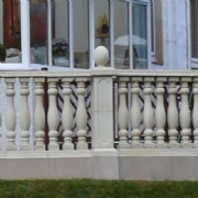 Corner Pedestal