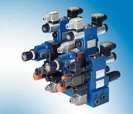 Multi-station manifold plates