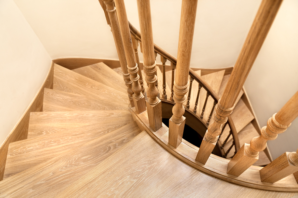 Curved staircase manufacturer