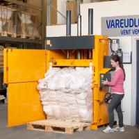 Bramidan B30 Vertical Waste Baler