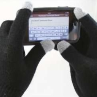 TOUCH SCREEN GLOVES.