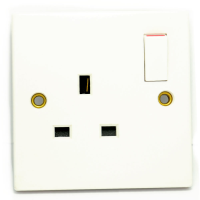 13A Single Plug Home Indoor Mains Socket 1 Gang Switched WHITE