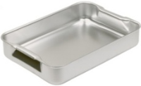 Roasting Dish with Integrated Handles