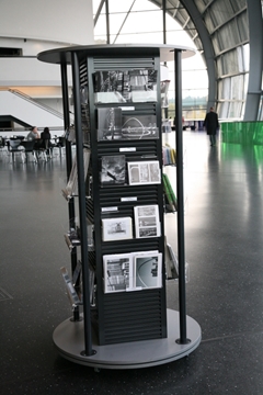 Aluminium slatwall display spinner