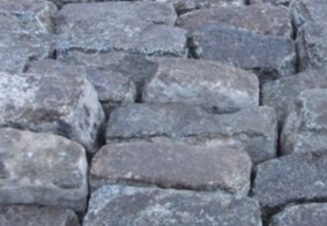 Reclaimed Granite Cobbles