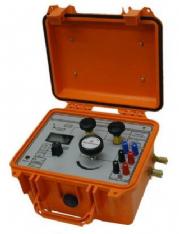 7016 Regulated Low Pressure Calibrator