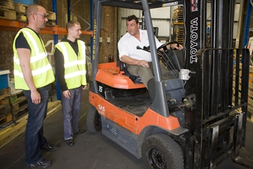 Forklift Training and ReCertification in Essex