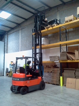 Forklift Training and ReCertification in Dartford