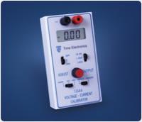 1044 DC Voltage and Current Calibrator