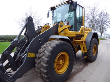 2010 Volvo L90F