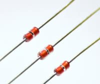 Uncoated disc thermistors with radial leads